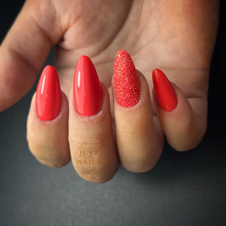 BNC18 Paillettes BEAUTY ON THE FIRE (When September Comes)