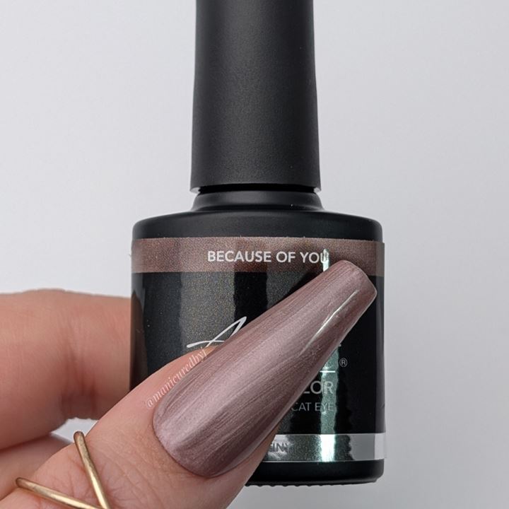 BNC24 Because Of You (Cat Eye) 7.5ml ( Miss Independent)