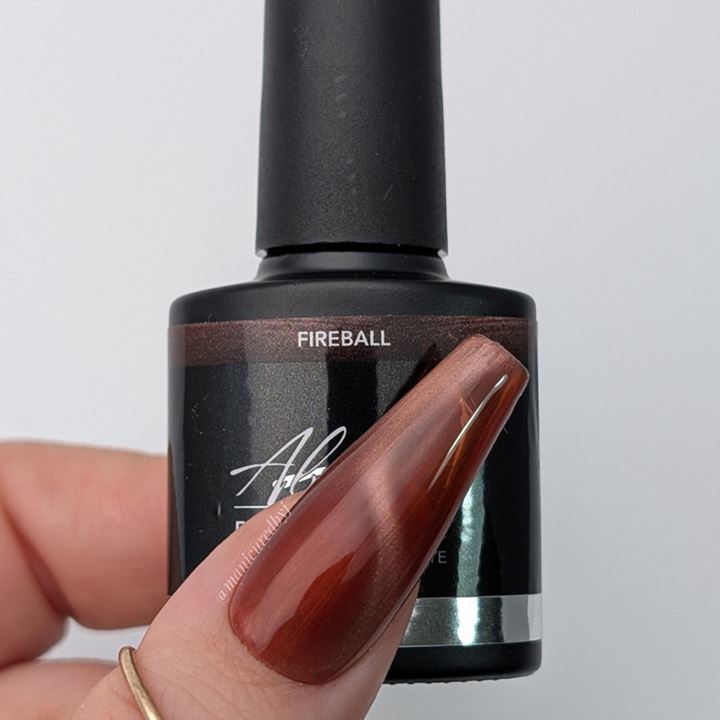 BNC24 Fireball (Cat Eye) 7.5ml ( Miss Independent)