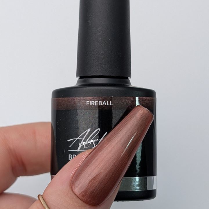 BNC24 Fireball (Cat Eye) 7.5ml ( Miss Independent)