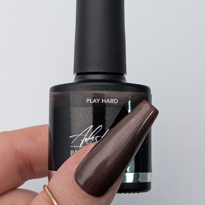 BNC24 Play Hard (Cat Eye) 7.5ml ( Miss Independent)