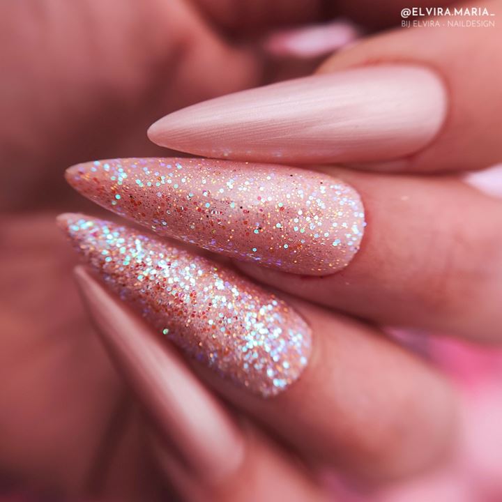 BNC8 Glitter LOVE & CONFUSE (Love @ First Sight)