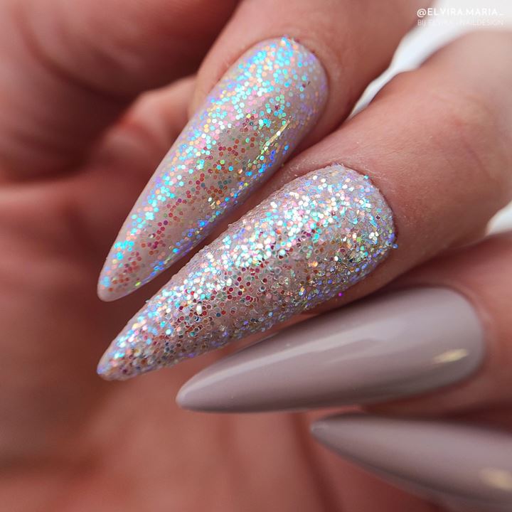 BNC9 Glitter BUSTA (Marshmellow Dreams)