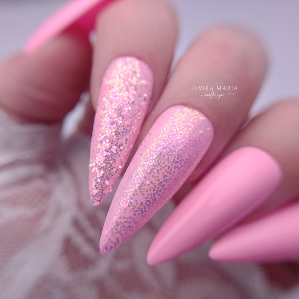 BNC16 Glitter SHAKE YOUR THANG (Hot, Cool & Vicious)